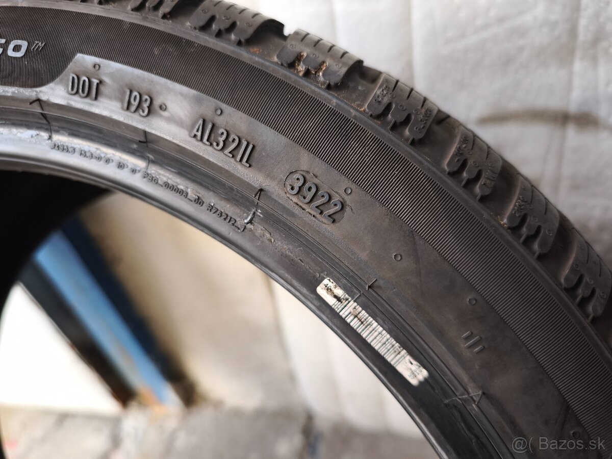 215/40 r17 zimné pneumatiky Pirelli 8mm - 7