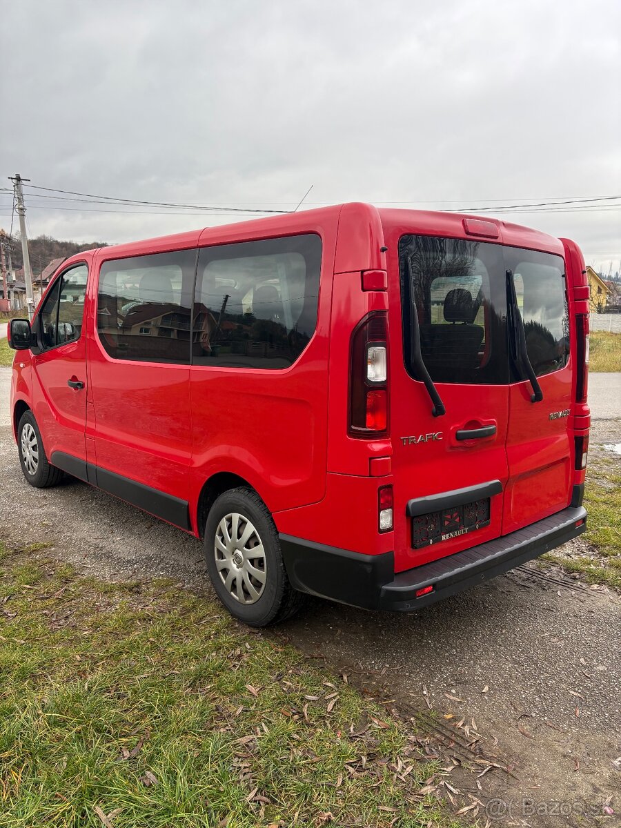 RENAULT TRAFIC 1.6 DCI 9 MIESTNY - 7