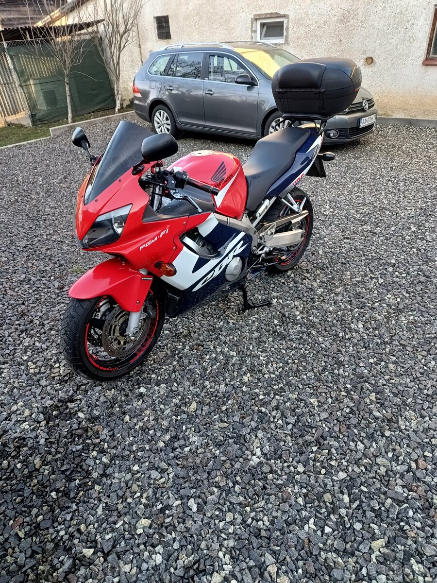 Honda CBR 600f 4i - 7