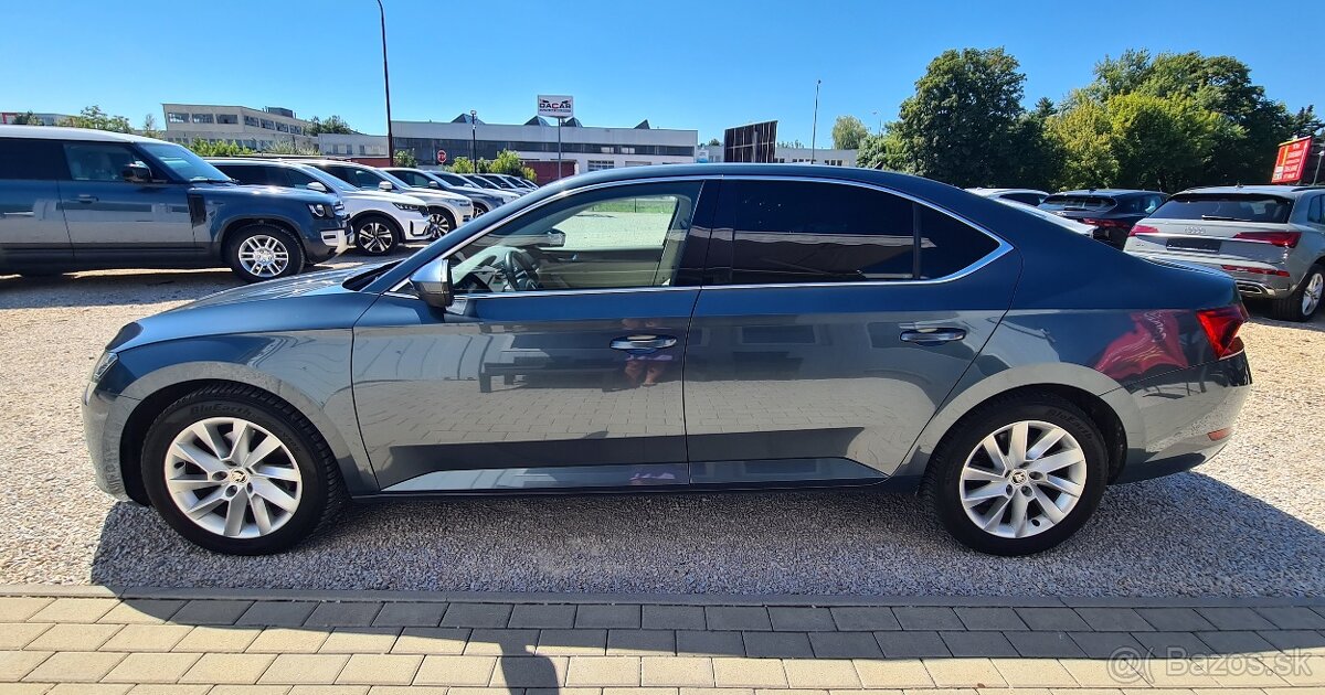 ŠKODA SUPERB 2.0 TDI SCR STYLE AUTOMAT - 7