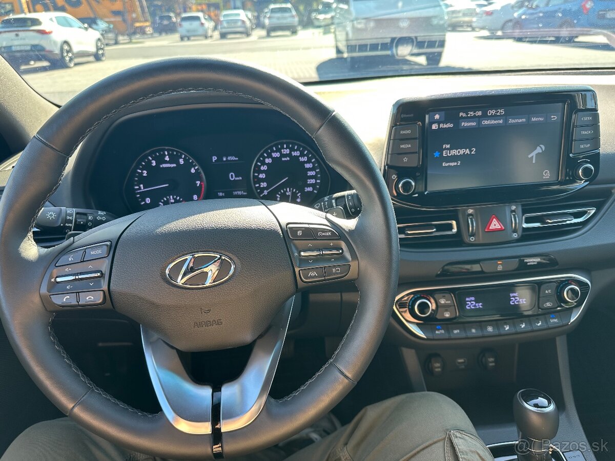 Hyundai i30 1.5 T-Gdi MHEV - 7