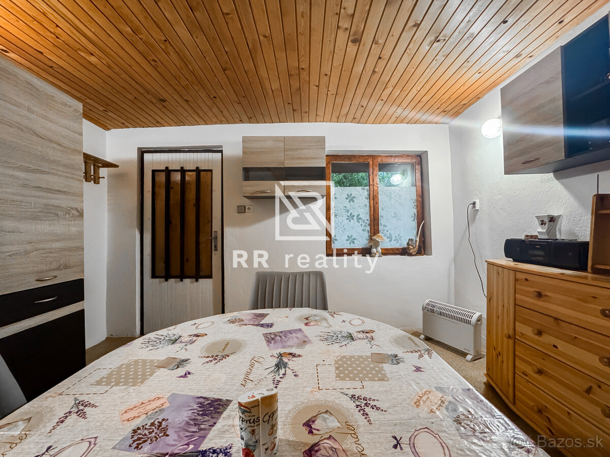 ZNÍŽENÁ CENA - Sokoľ - záhrada s chatkou, 9km od Košíc - 7