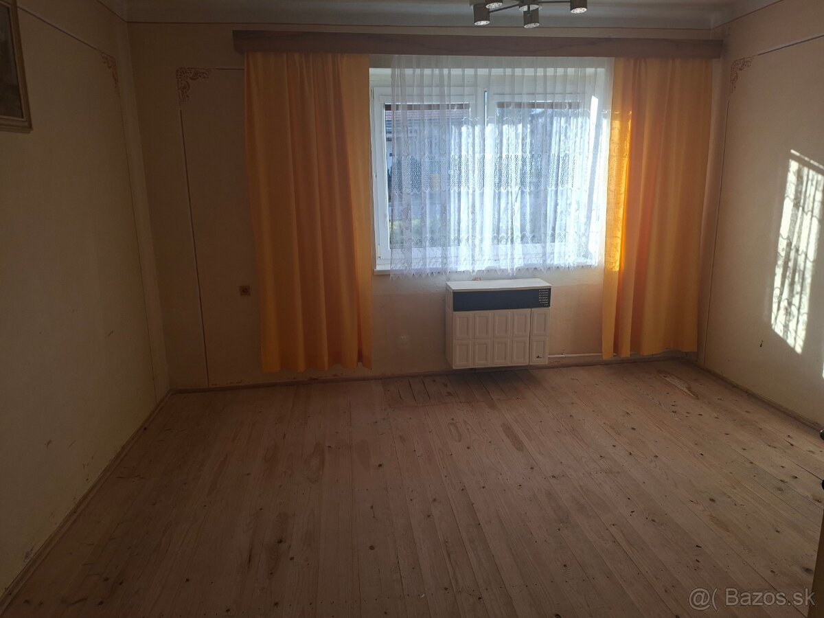 Rodinný dom Trenčianske Jastrabie 2464 m2 - 7