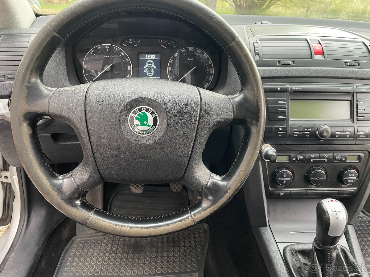 Škoda Octavia - 7