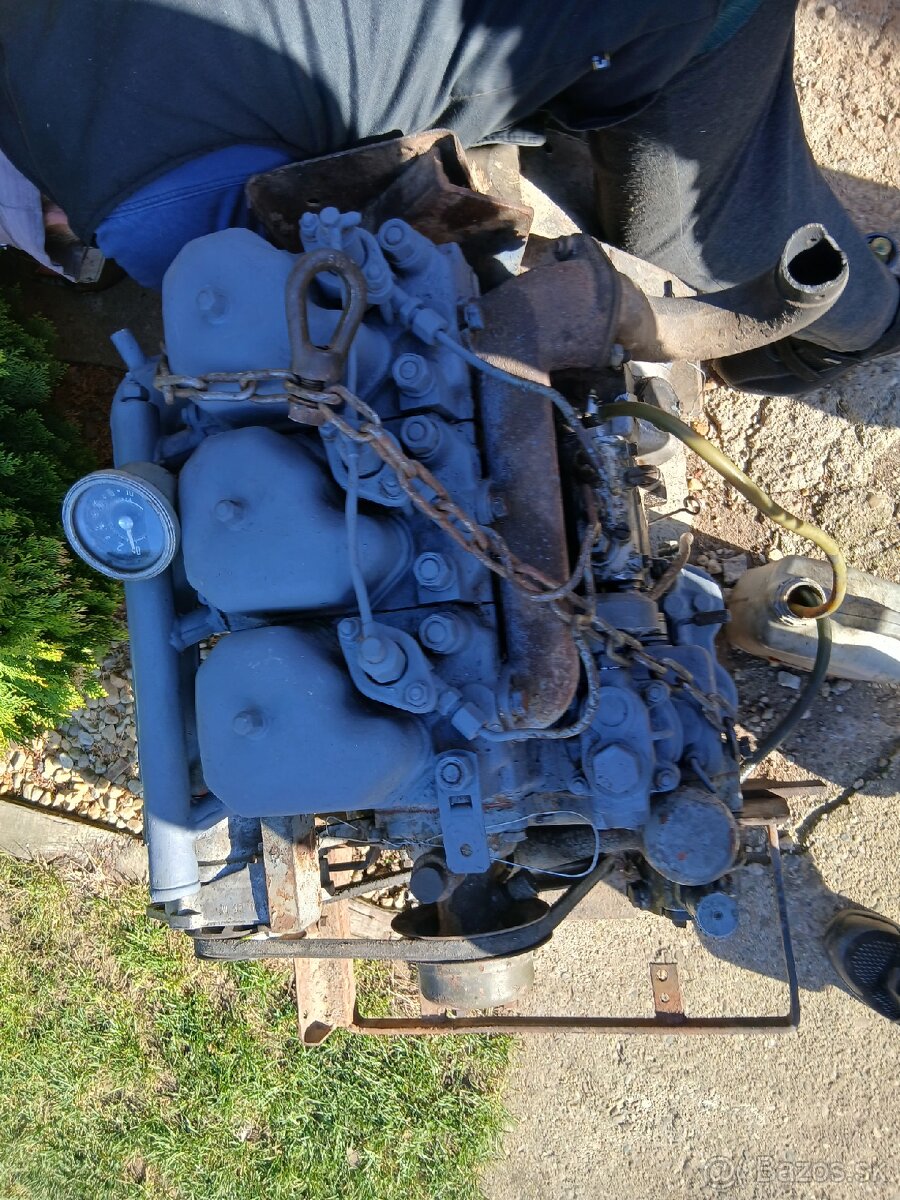 Motor zetor 3011 - 7