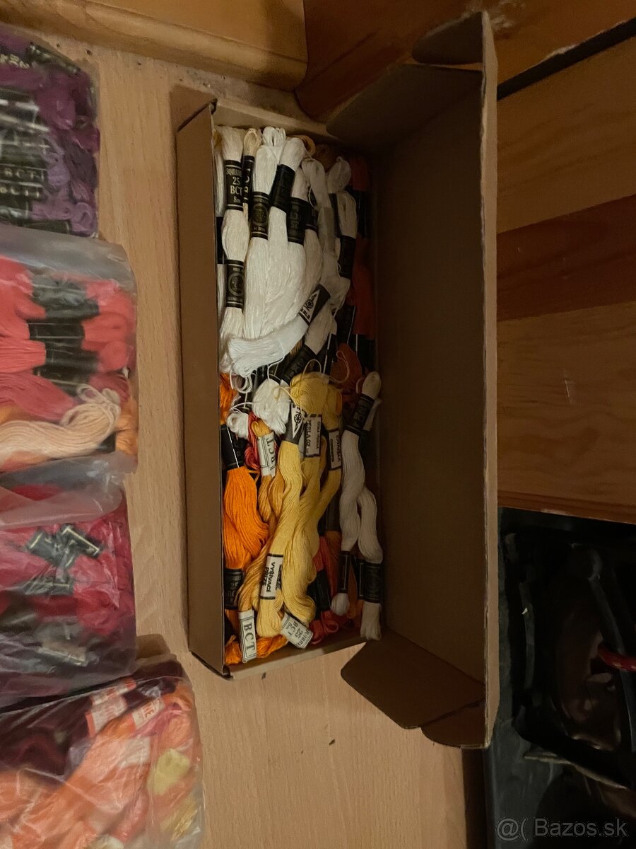 Moulinky, výšivky atď - 7