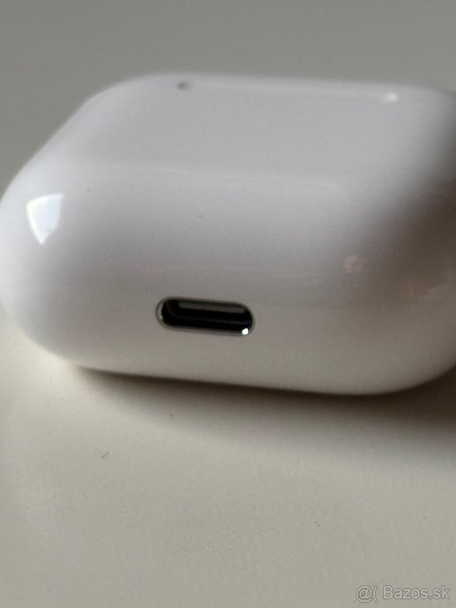 Apple Airpods 4, nové - 7