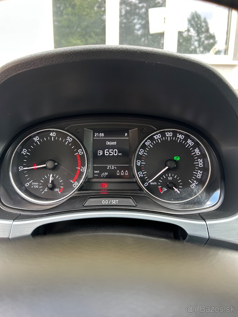Škoda Fabia 1.0 TSI automat - 7