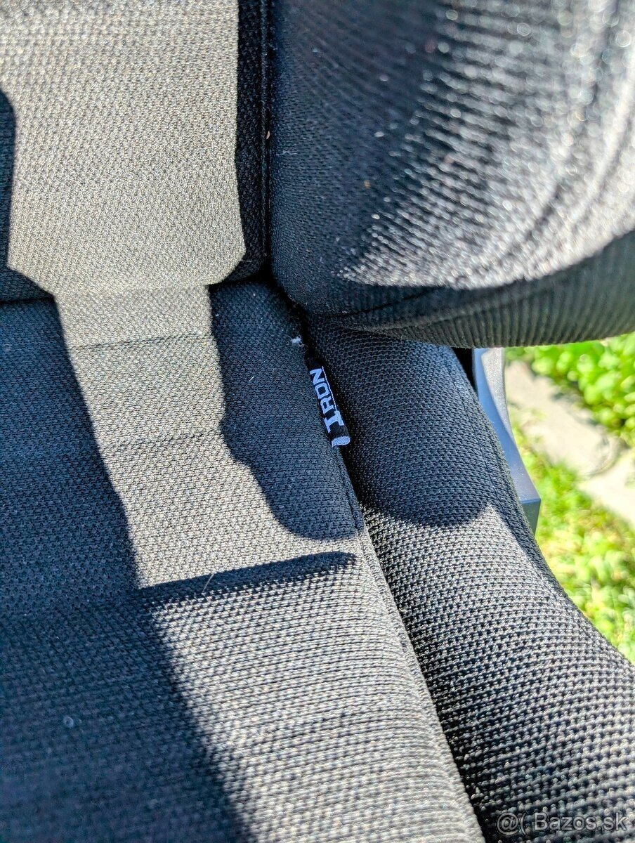 Predám stoličku/kreslo DX Racer Iron v látkovom prevedení - 7