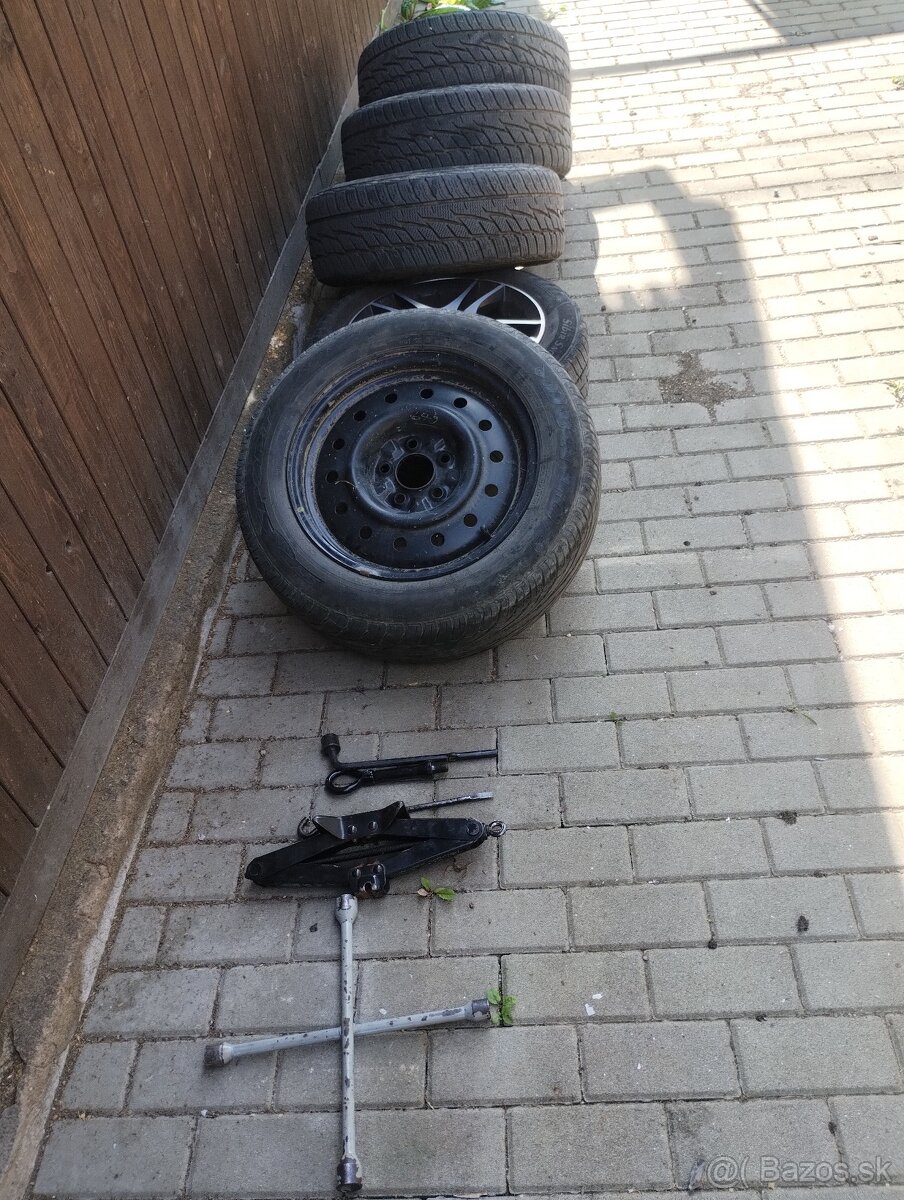 zimne pneu 205/55 r16, Nissan primera - 7