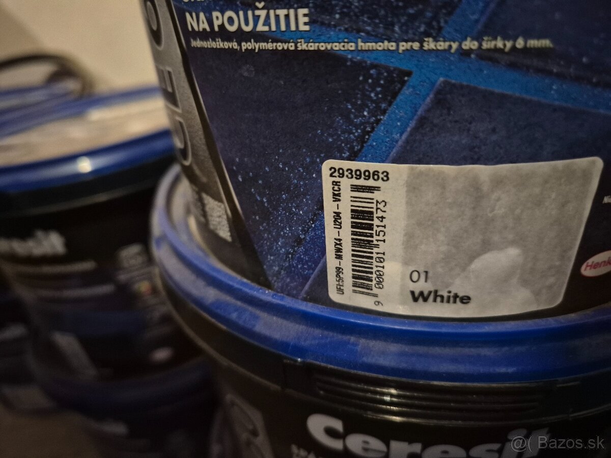 Škárovacia hmota CERESIT - 7
