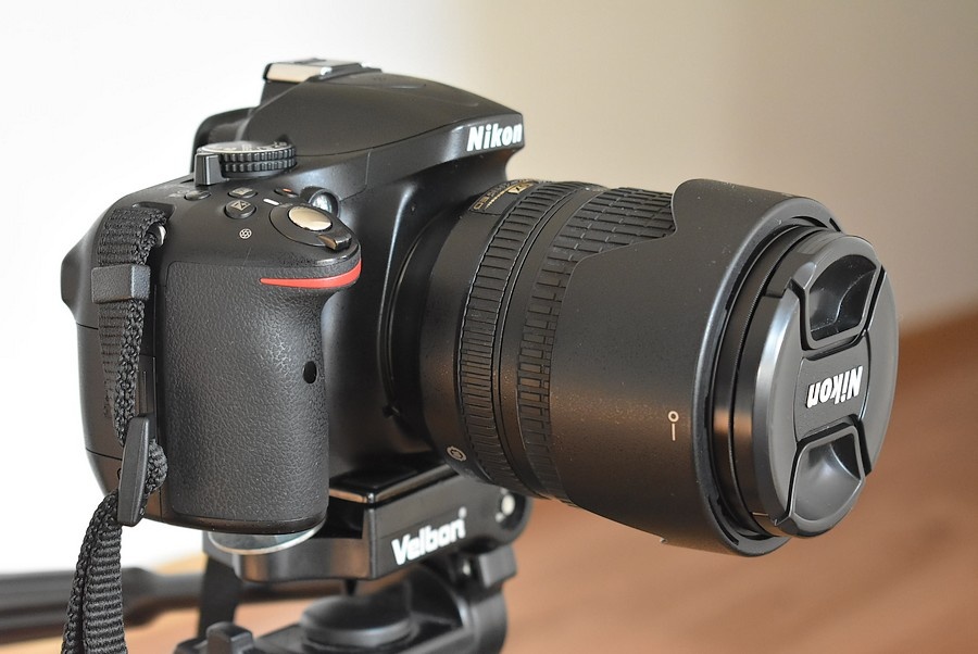 Nikon D5200 s VR objektivom 18 - 105 AF-S - 11 tisic zaberov - 7