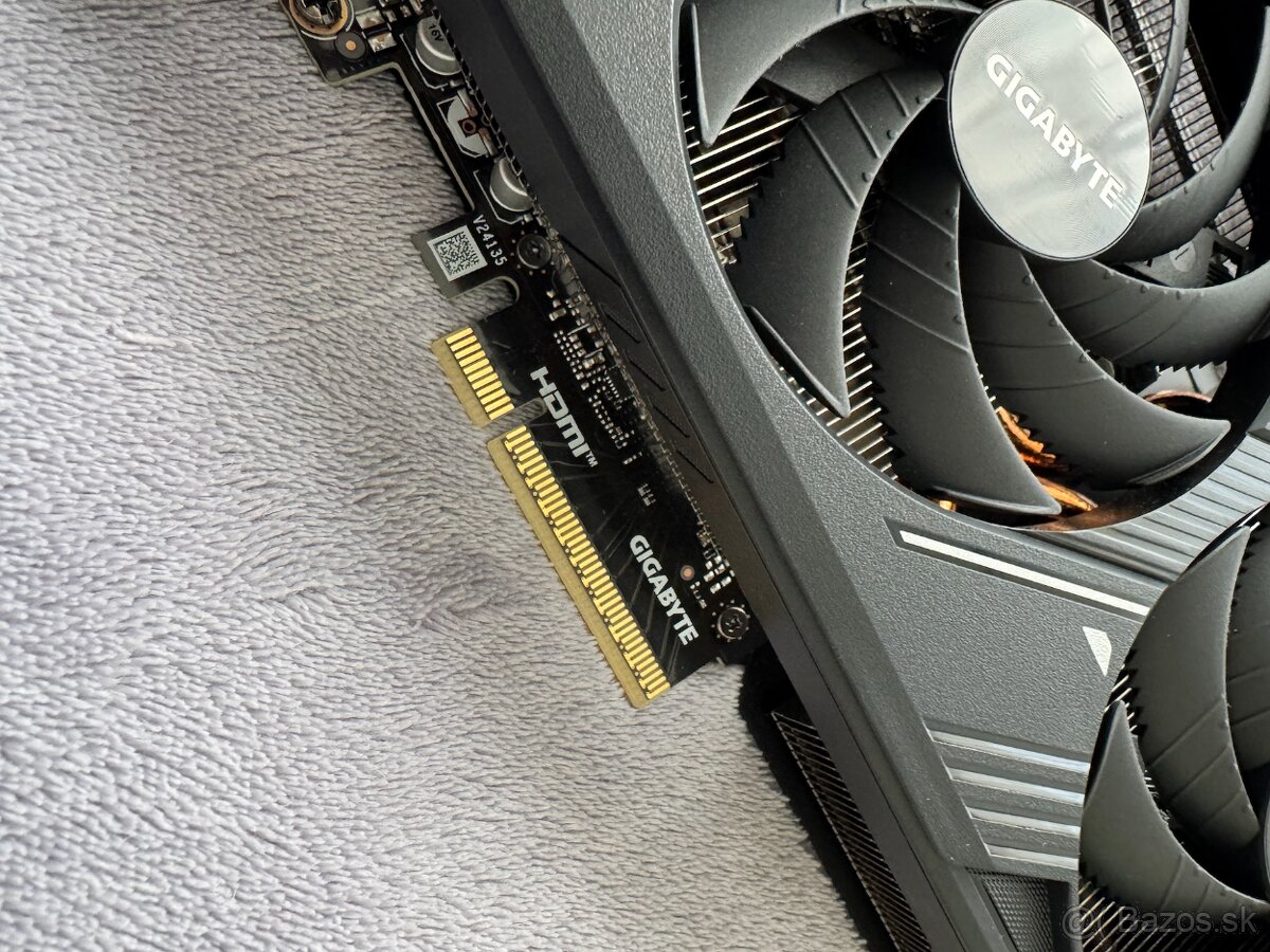 Grafická karta GIGABYTE GeForce RTX 5060 Ti WINDFORCE 16G - 7