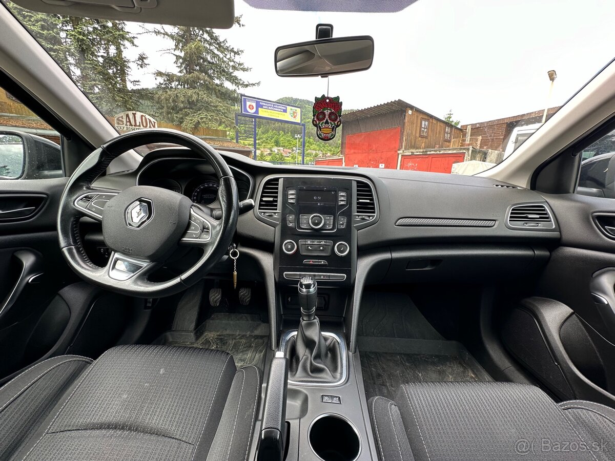 Renault Megane 4 - 7