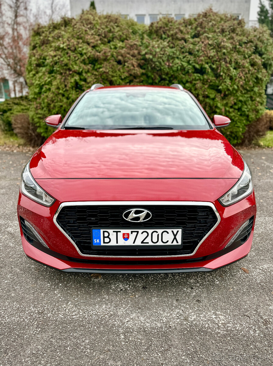 Hyundai i30 CW Kombi 1.4 T-GDi Slovensko - 7
