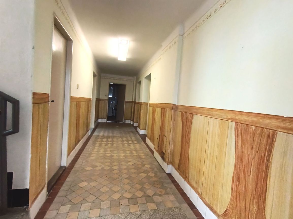 Dvojgeneračný rodinný dom na polosamote s pozemkom 21 087 m² - 7