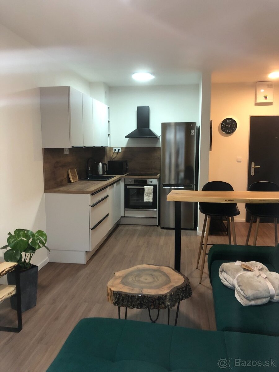 Nadštandardný 2 - izb. byt Levice- Rybníky - 7