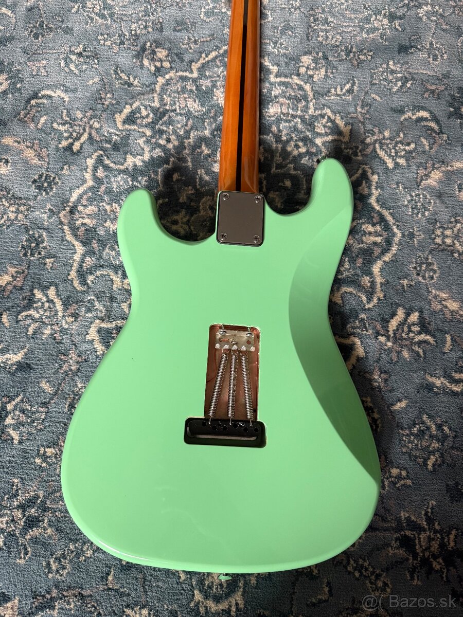 Handmade Vintage 60's Surf Green Stratocaster (fender style - 7