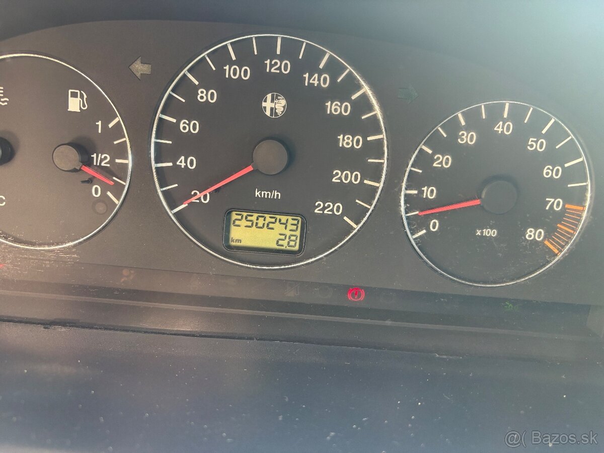 Predám Alfa Romeo 145 - 7