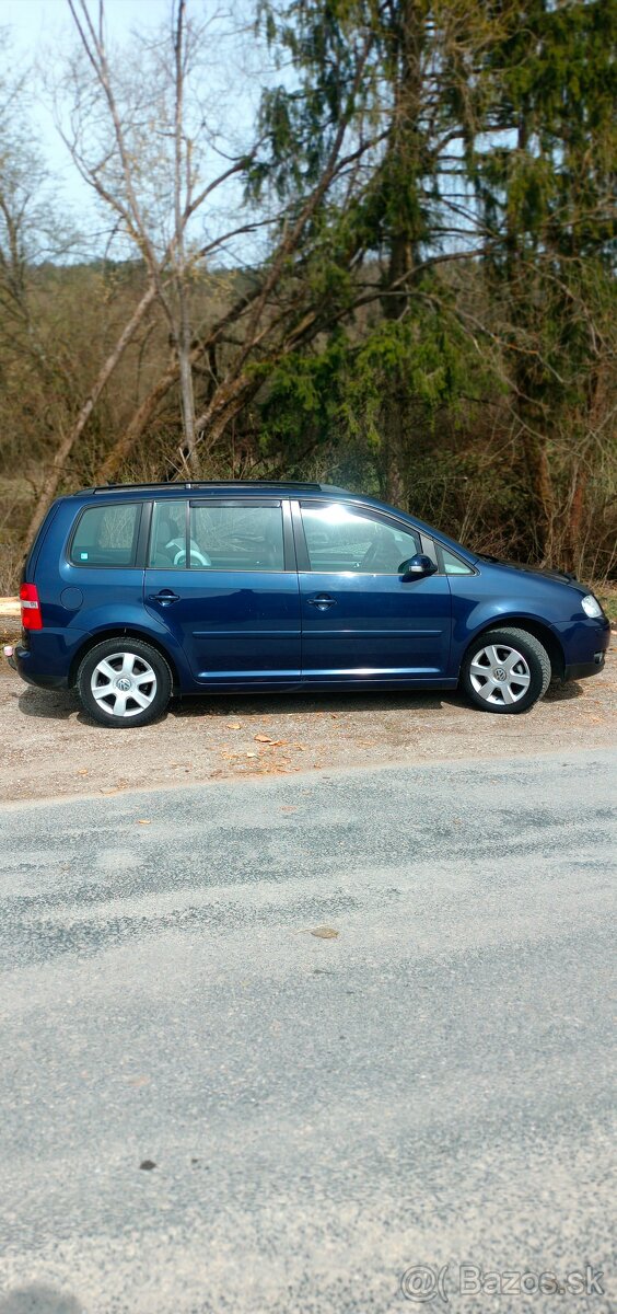 Touran DSG 239000km bez DPF nová STK - 7