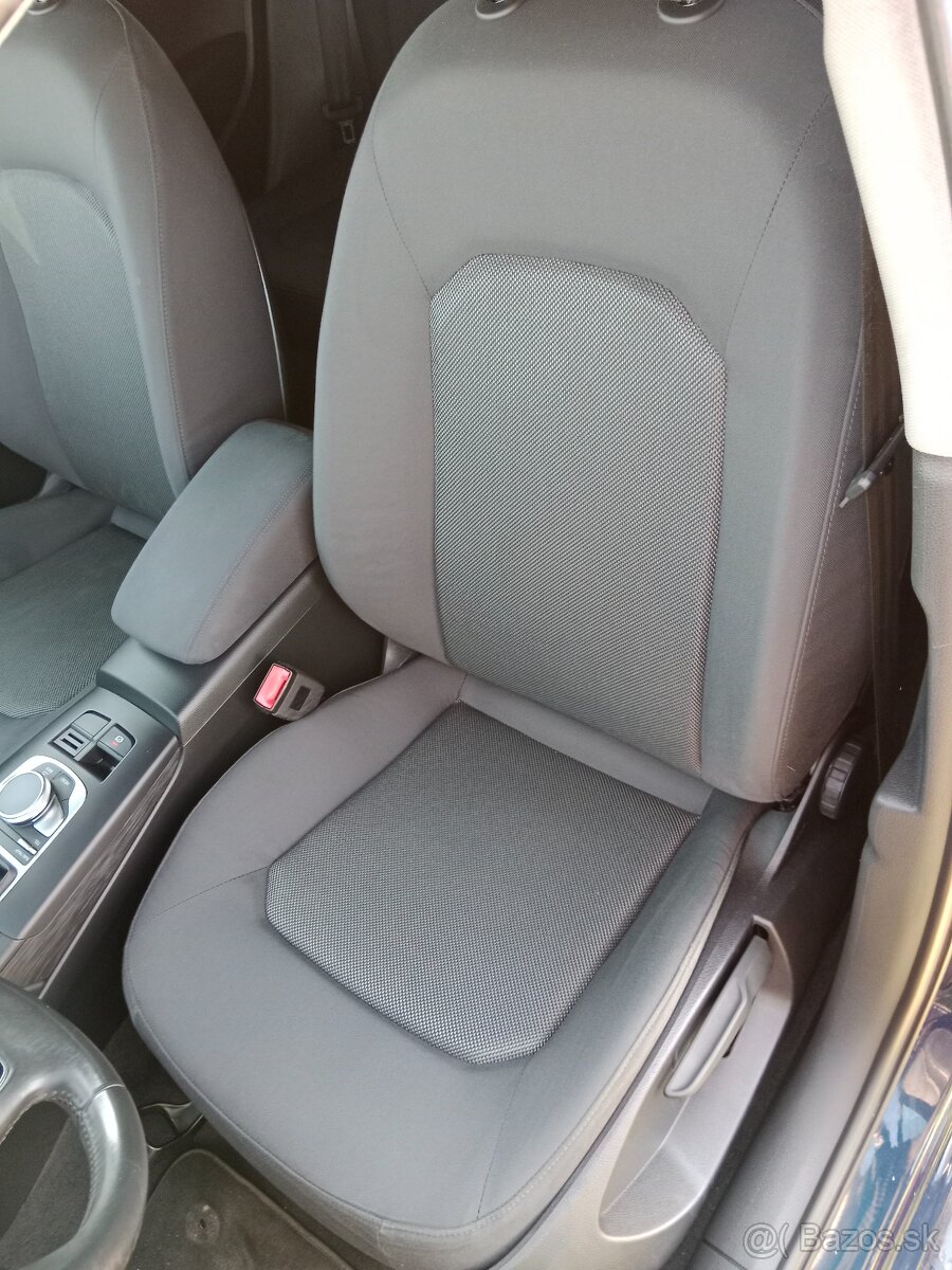 Audi A3 Sportback 1.6TDI - FACELIFT , Virtual , MANUÁL - 7