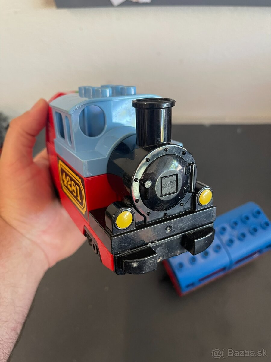 Lego Duplo lokomotíva - 7