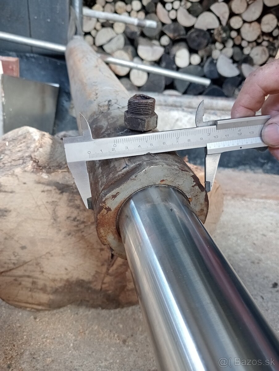Hydraulický valec - 7