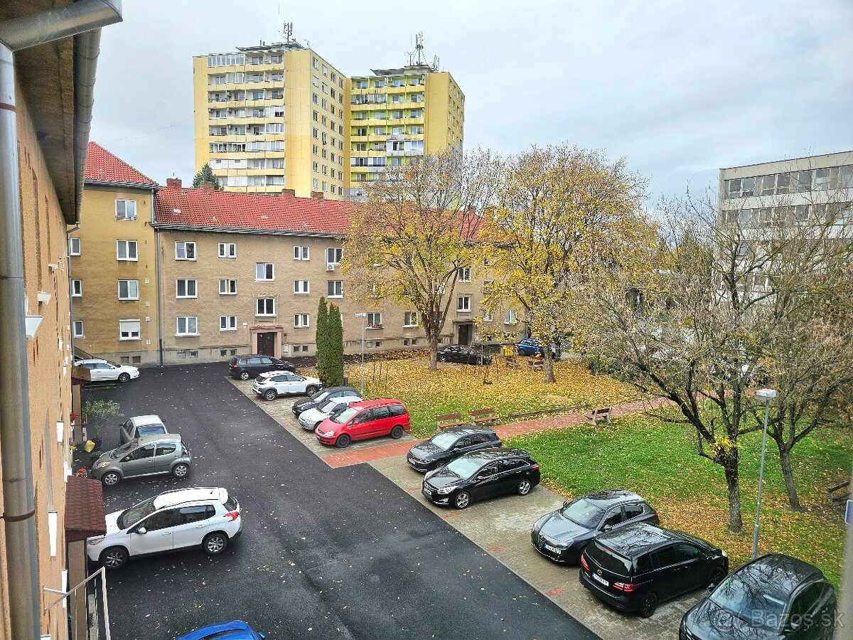 Prenájom 2 izb.byt Levice, ul. Ľ.Štúra - 7