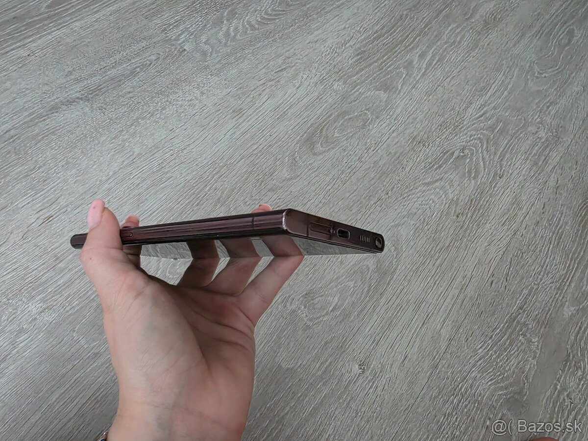 Samsung Galaxy s22 ultra 265GB - 7