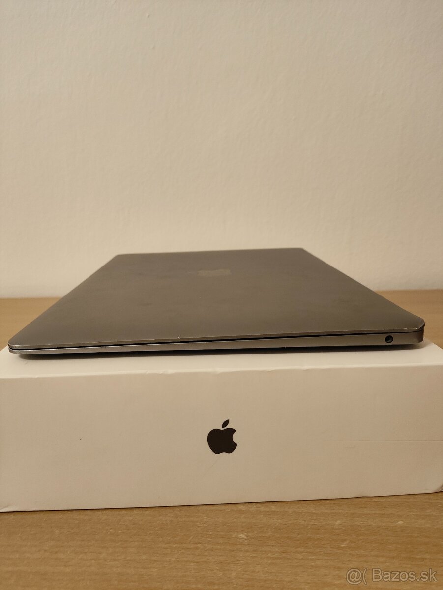 MacBook Air 2018 A1932 | i5 | 8 GB RAM | 128 GB SSD - 7