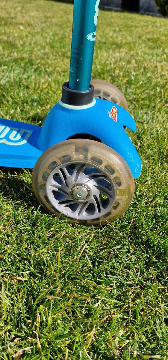 Detská kolobežka Micro Mini Deluxe LED - 7