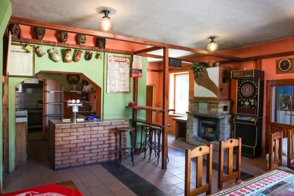 Veľký dom s pozemkom – Valaská Belá - 7