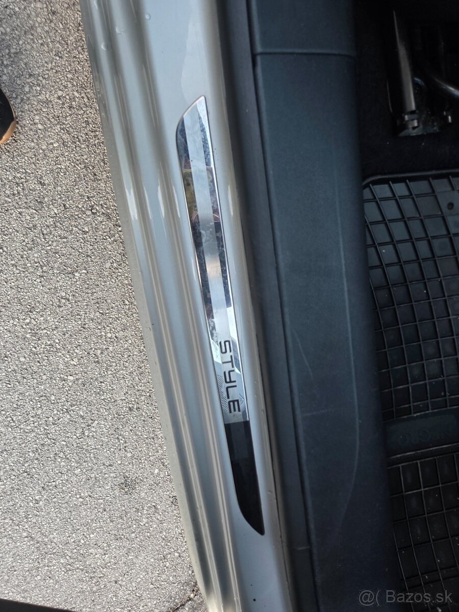 Peugeot 208 1,2 PureTech Style - 7