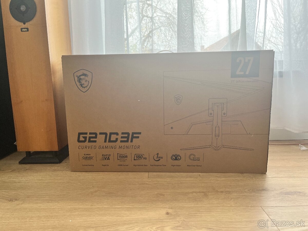 Predam monitor MSI Curved 27 - 7