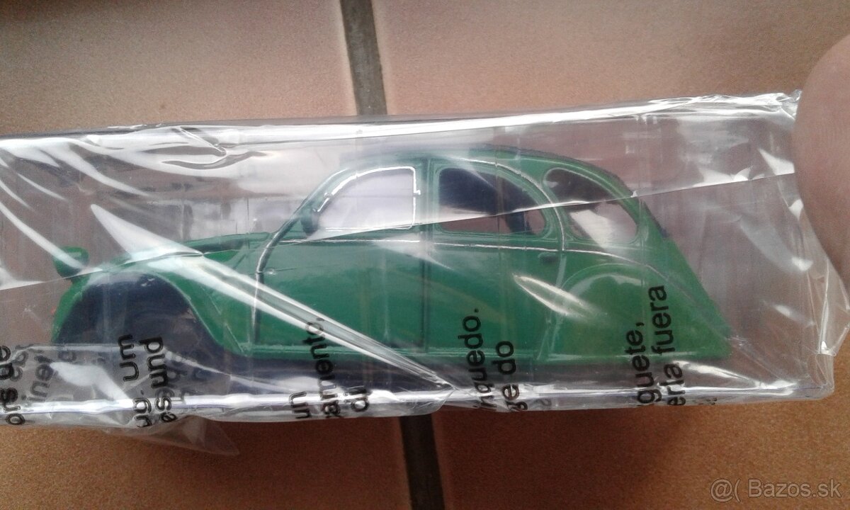 Zberateľský model auta /stavebnica/ -adventný kalendár - 7