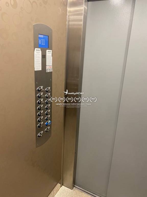 Exkluzívne v našej RK 3 izbový byt po rekonštrukcii s dvomi - 7