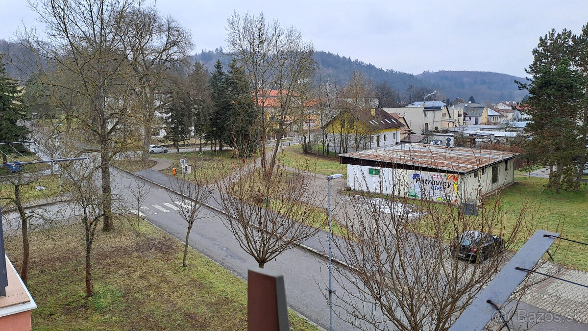 Prenájom 3 izbového bytu Sliač - 7