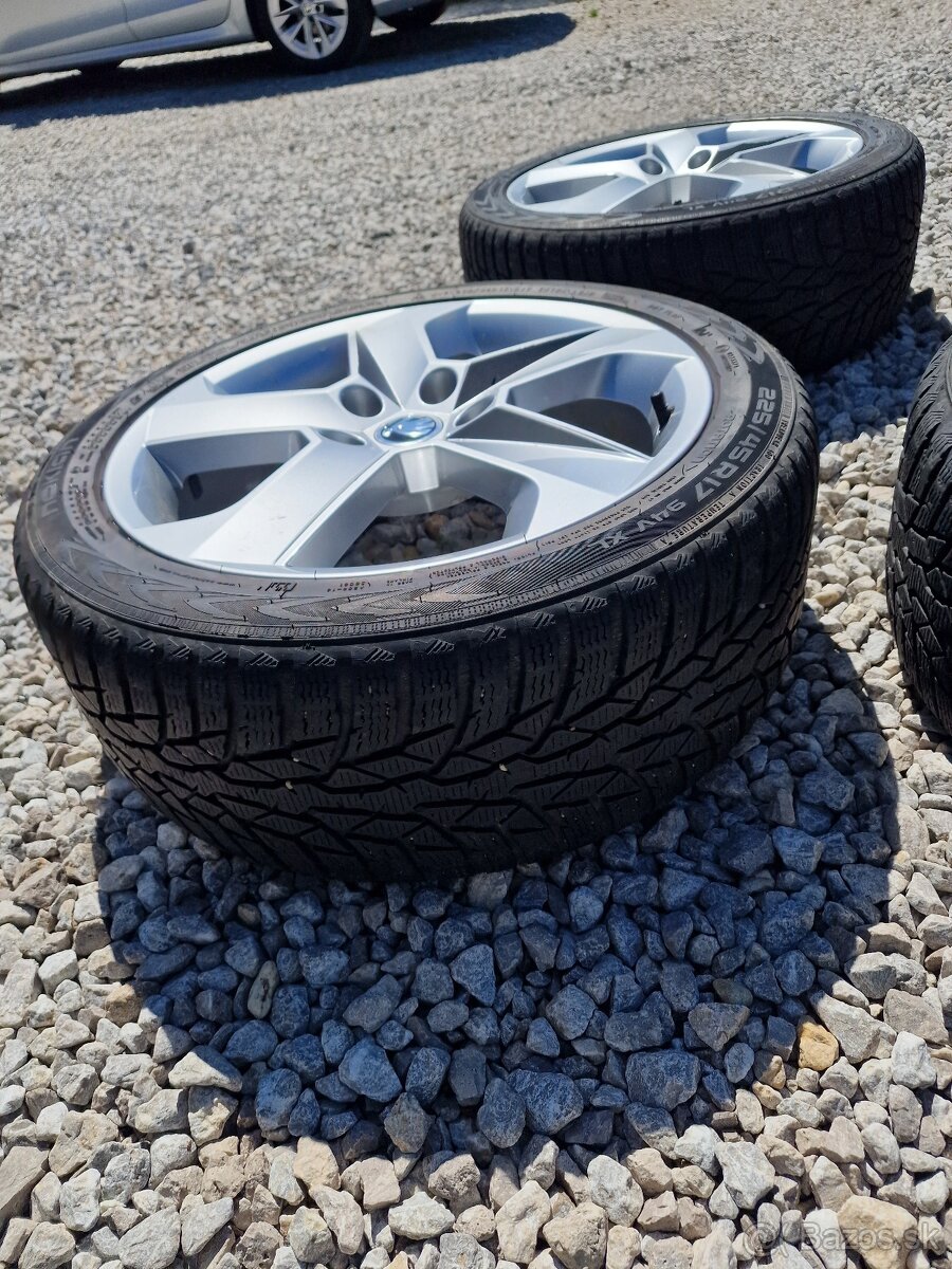5x112 R17 orig. ŠKODA + 225/45 R17 zimné (Nokian) - 7