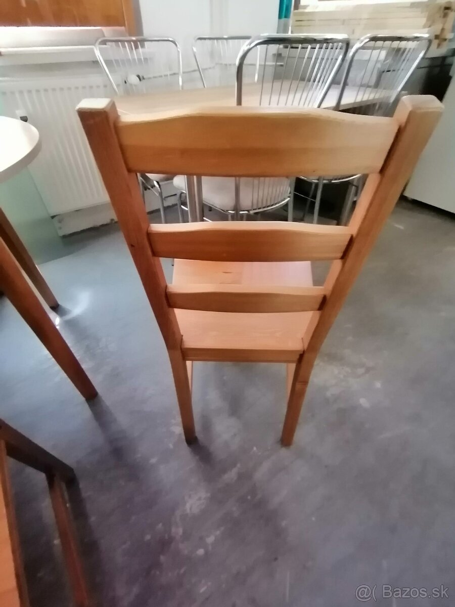 stol so stolickami - 7