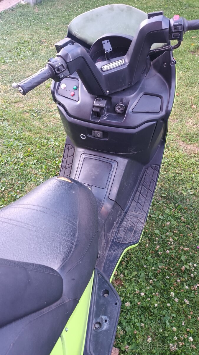 Suzuki - 7