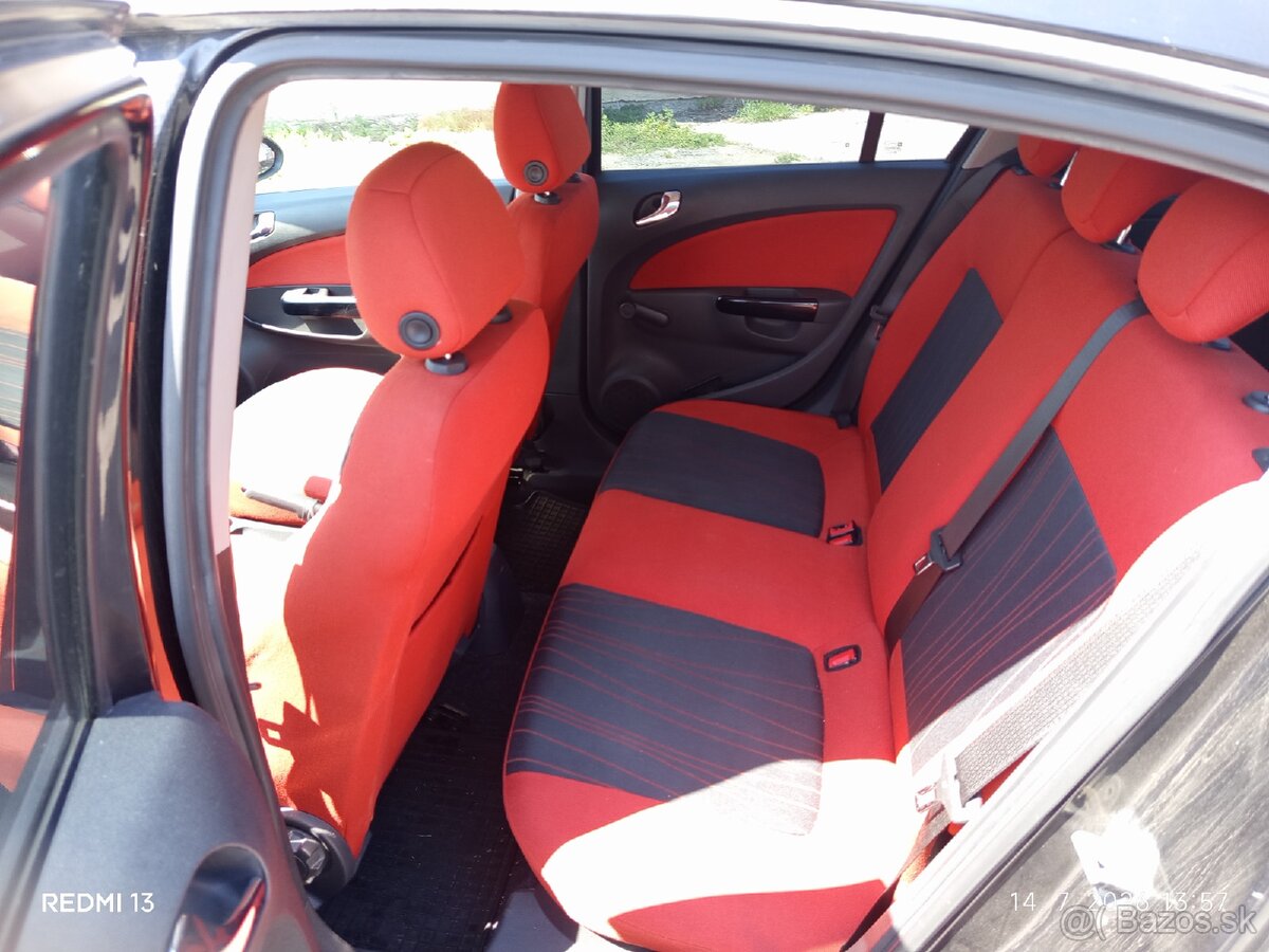 Opel Corsa 1.2 benzín AUTOMAT - 7