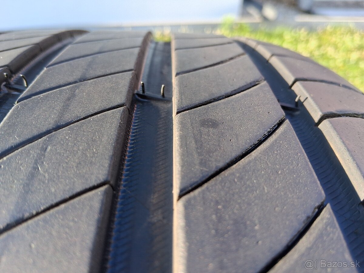 235/50 r19 letne pneumatiky - 7