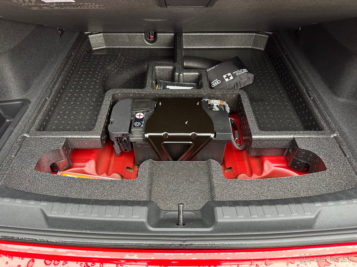 Audi RS3 8Y SEDAN MATRIX KERAMIKA ZÁRUKA - 7