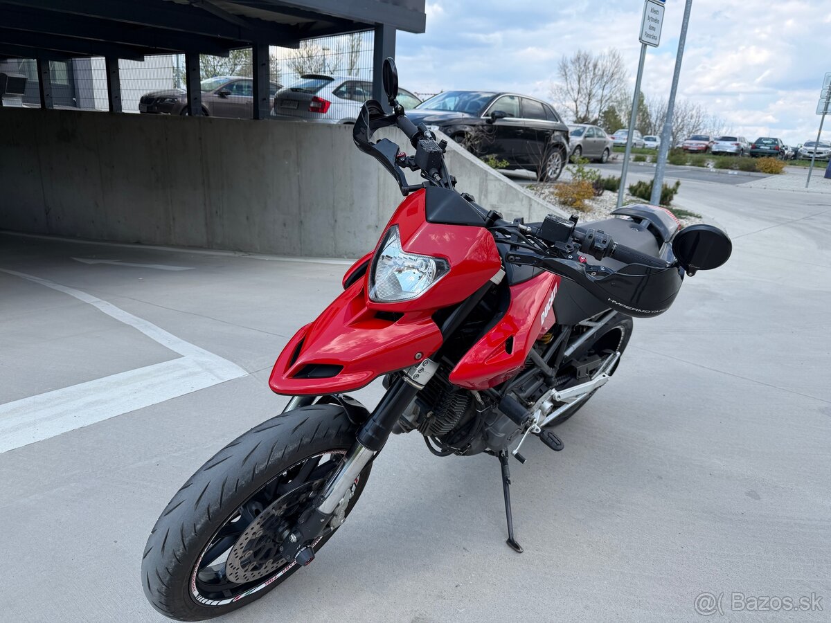 Ducati Hypermotard 796 - 7