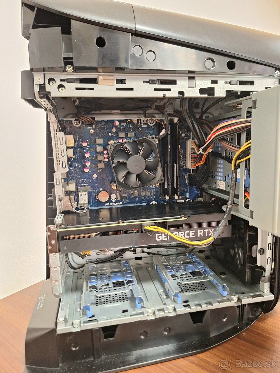 DELL Alienware Aurora R10 - 7