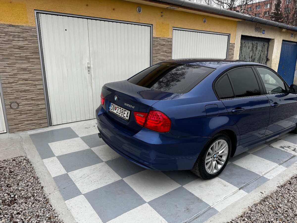 Predám BMW 320xd E90 LCI 4x4 - 7