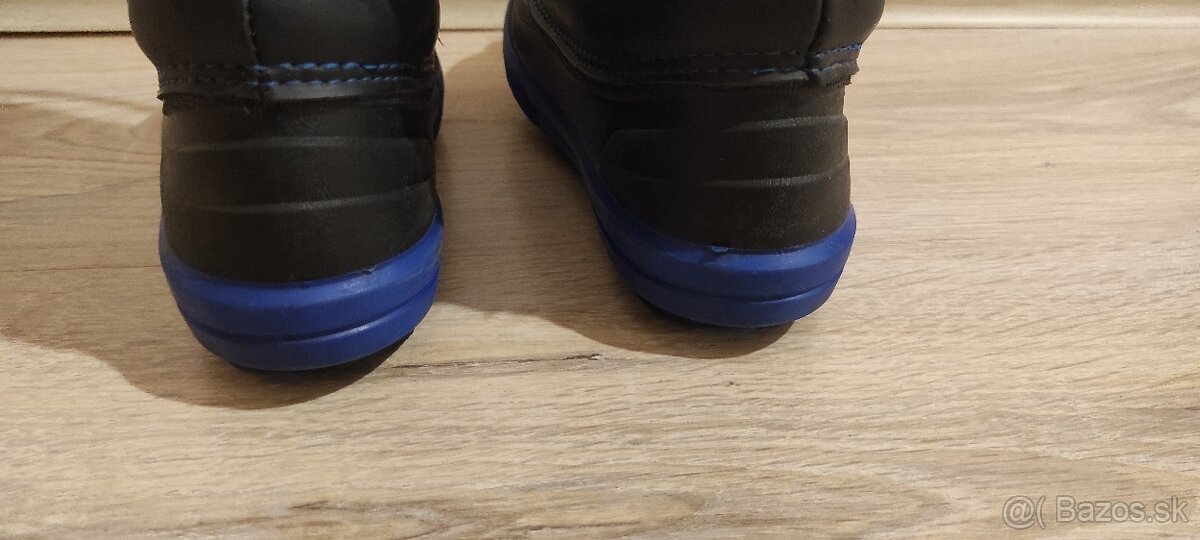 Snehule Demar Kenny 28/29 - 7