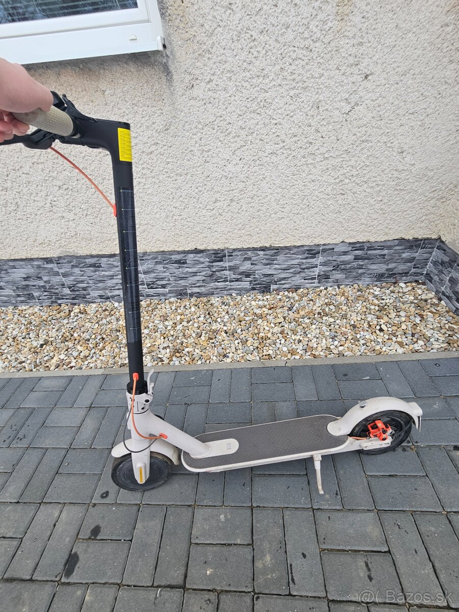 Xiaomi E-kolobežka - 7