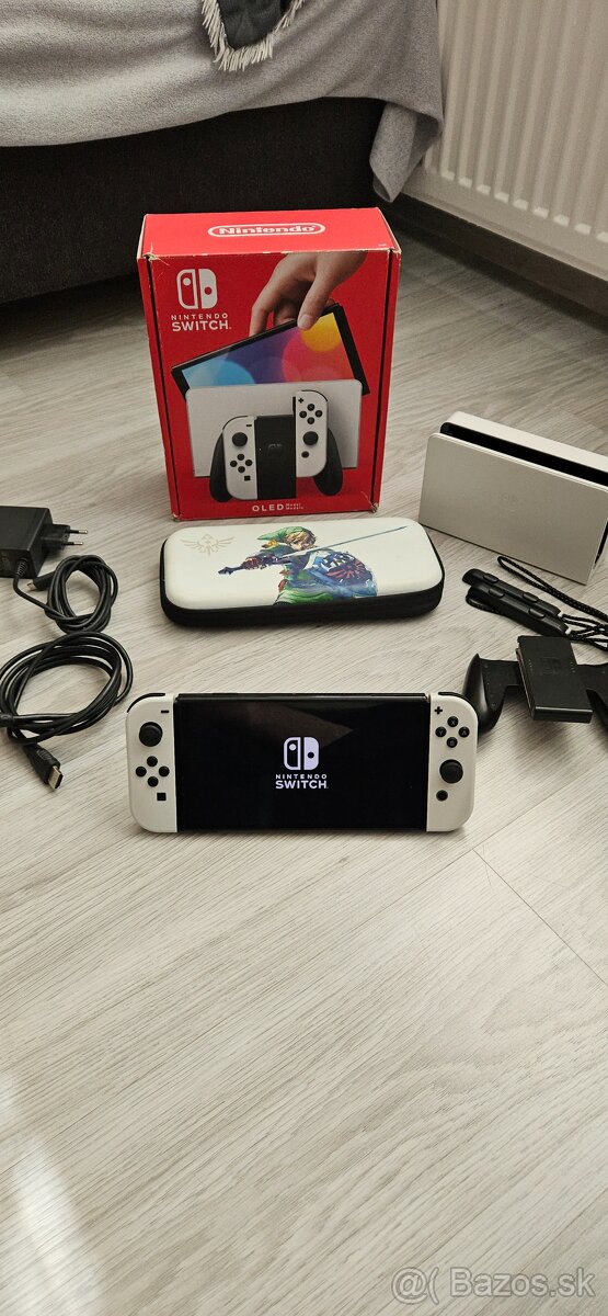 Nintendo Switch OLED - 7