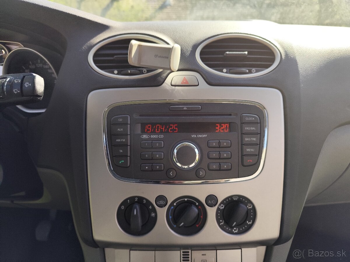Ford Focus 1.6i 85kw MK2 facelift - 7